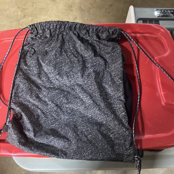 Pink drawstring backpack - Picture 2 of 2